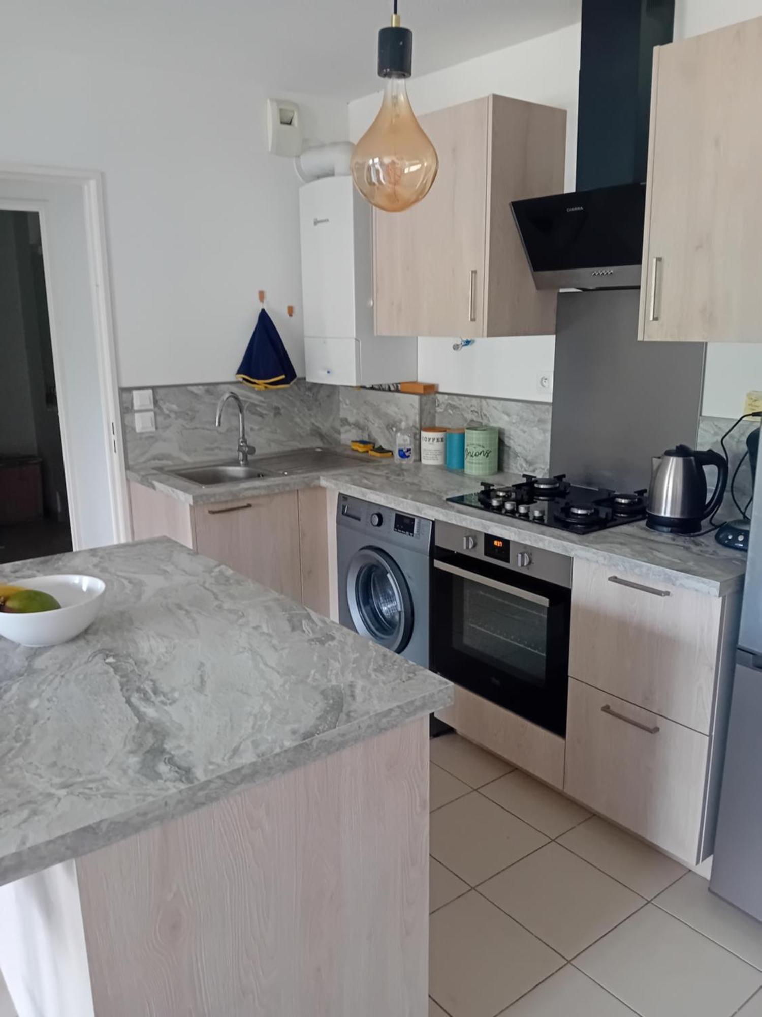 Superbe Appartement T2 Cuers Ngoại thất bức ảnh