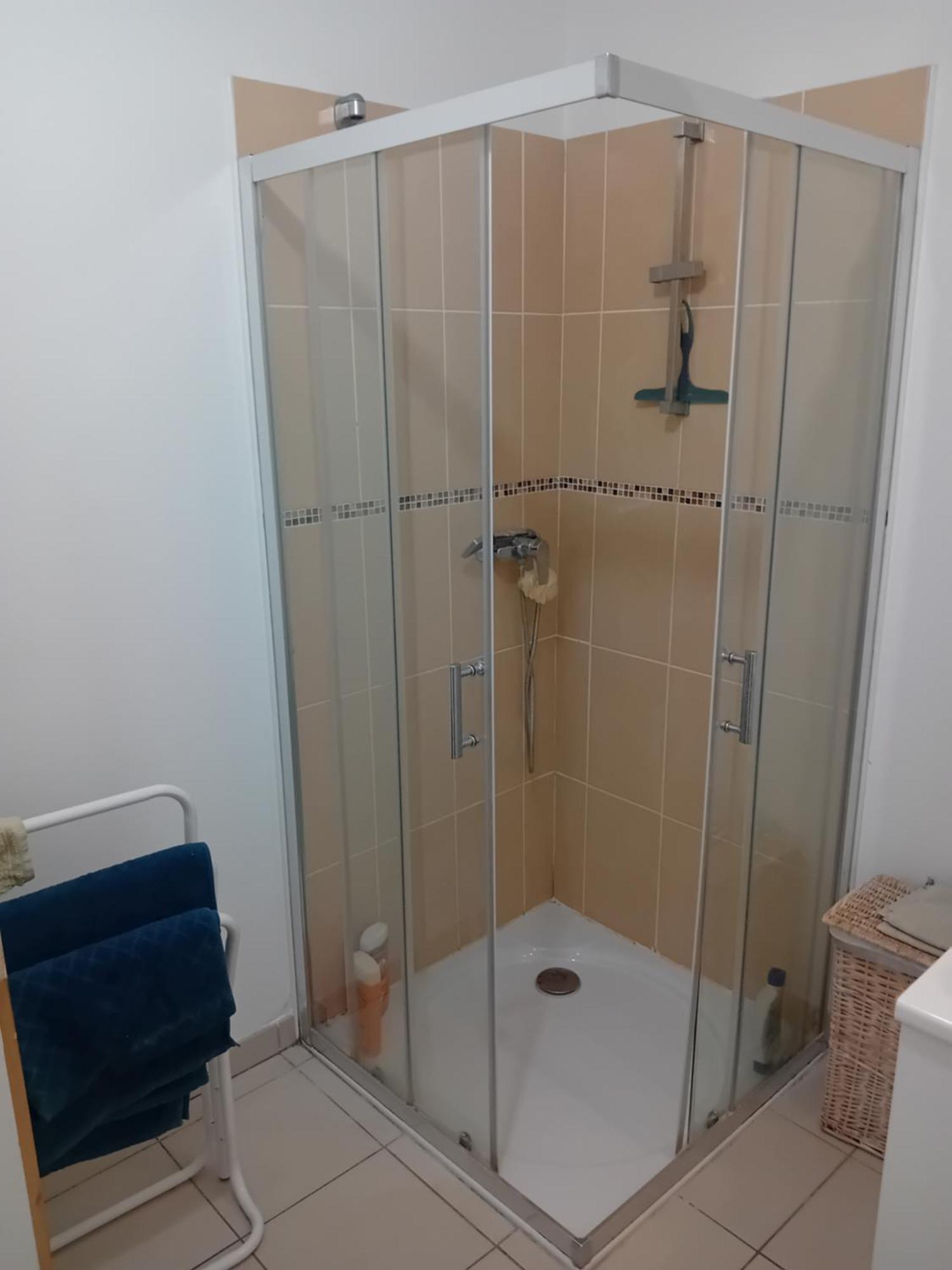 Superbe Appartement T2 Cuers Ngoại thất bức ảnh