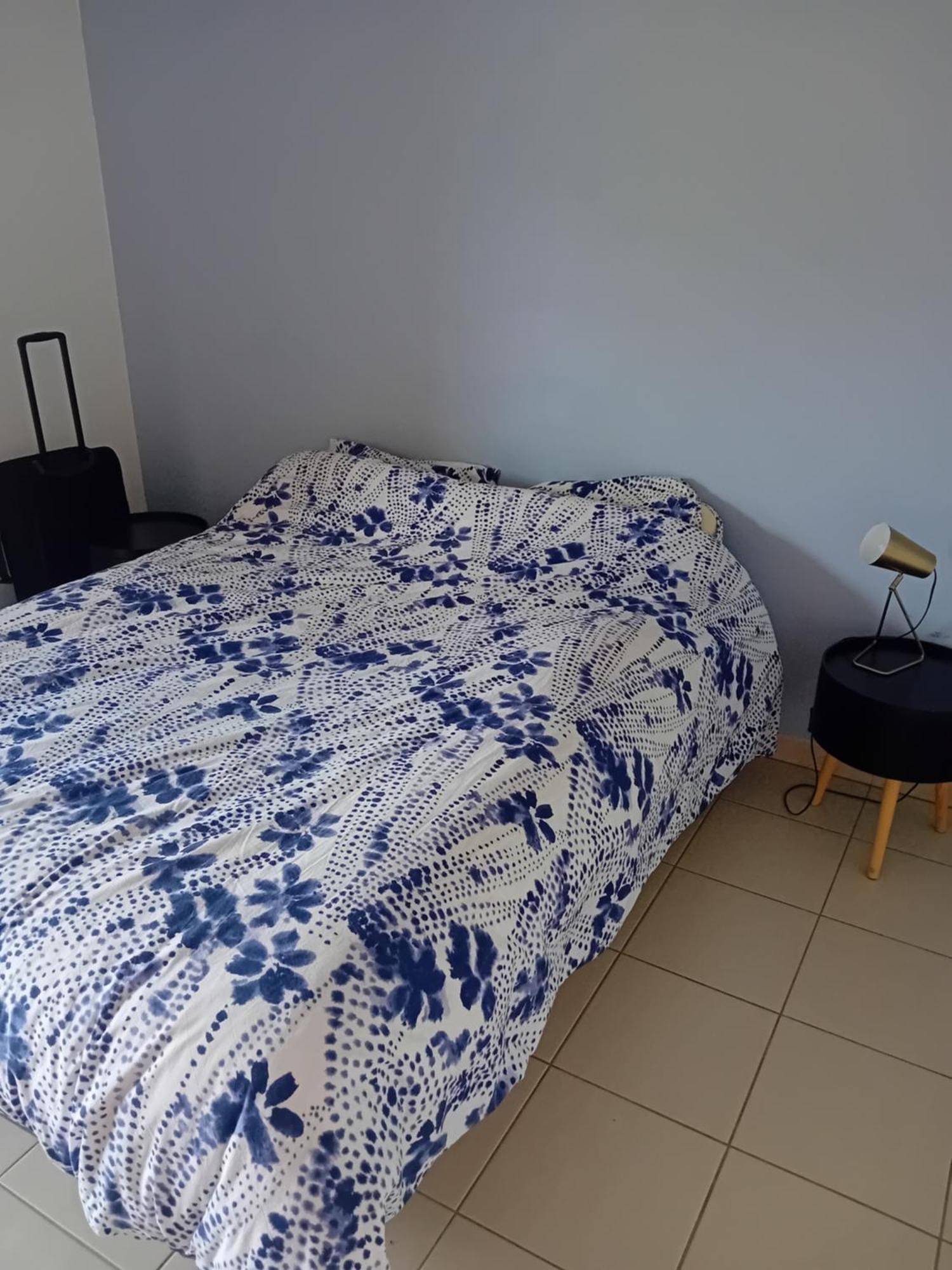 Superbe Appartement T2 Cuers Ngoại thất bức ảnh